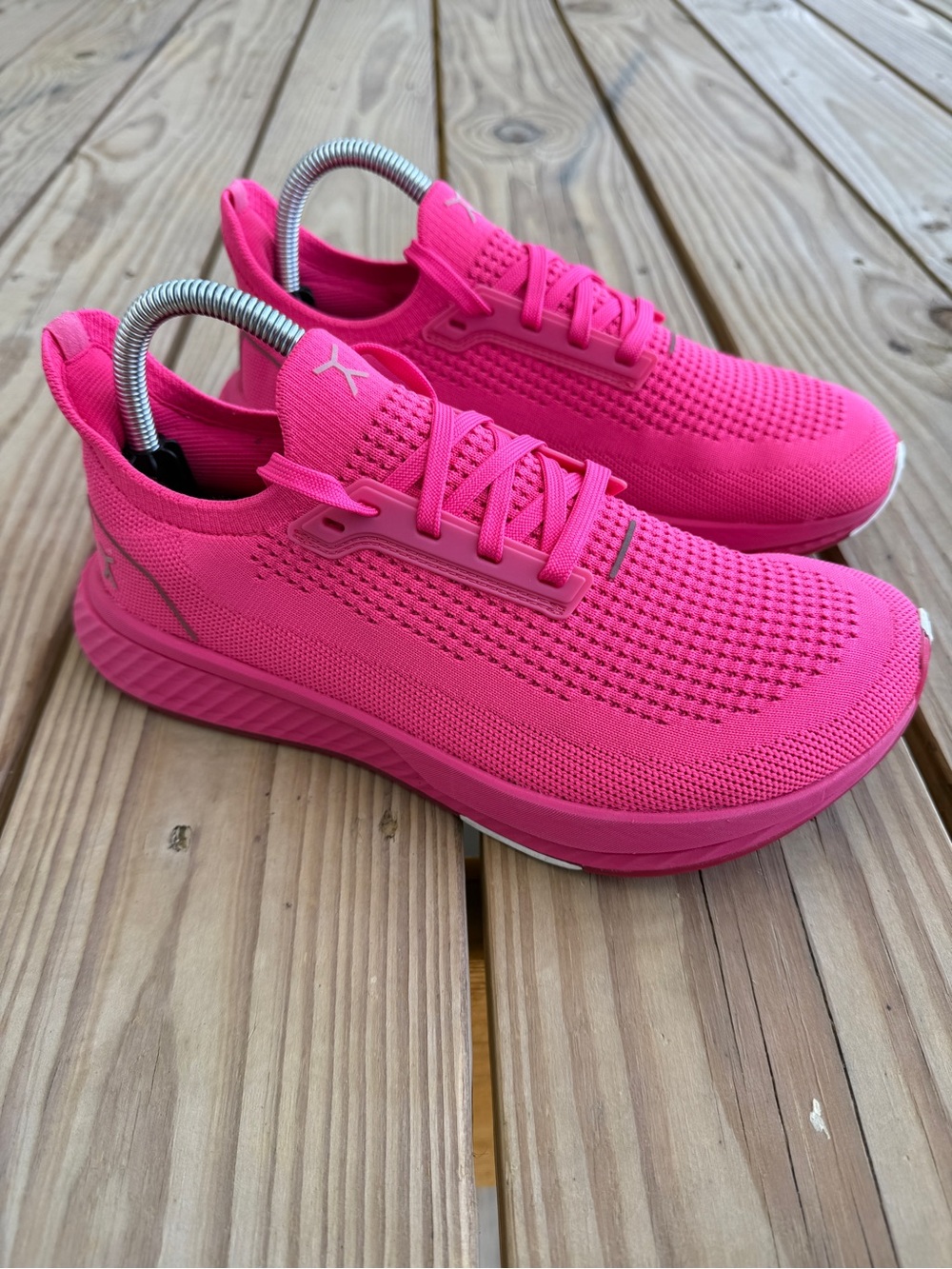 Flux Footwear Adapt Runner Shoes Womens 8.5 Neon Pink